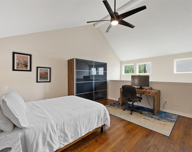 1500 Woodlawn Blvd - Photo Thumbnail 30