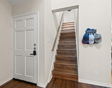 1500 Woodlawn Blvd - Photo Thumbnail 9