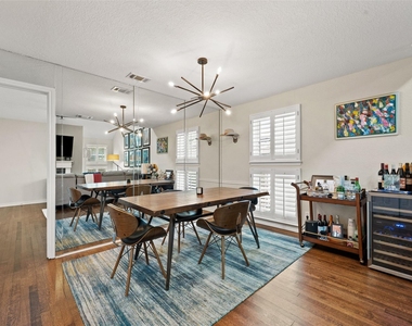 1500 Woodlawn Blvd - Photo Thumbnail 5