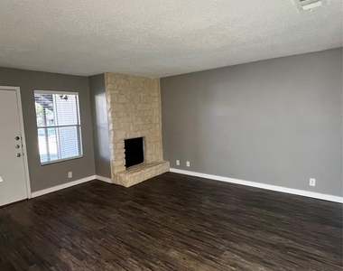 2306 Cedrick Cv - Photo Thumbnail 4