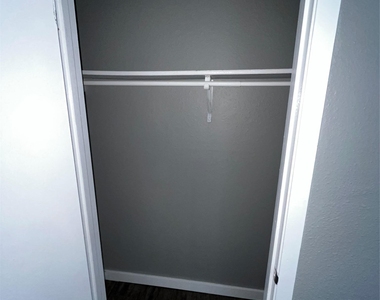 2306 Cedrick Cv - Photo Thumbnail 13