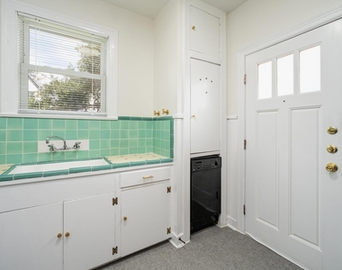 2012 Enfield Rd - Photo Thumbnail 6