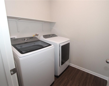 1205 Fairhaven Gtwy - Photo Thumbnail 17