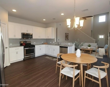 1205 Fairhaven Gtwy - Photo Thumbnail 3