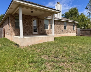 15008 Fernhill Dr - Photo Thumbnail 23