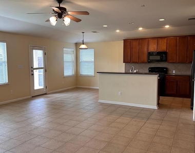 15008 Fernhill Dr - Photo Thumbnail 8
