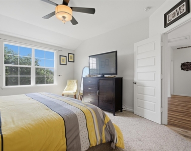 2106 Stonehaven - Photo Thumbnail 26