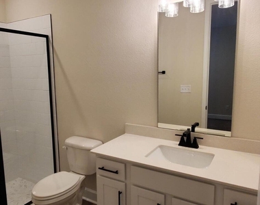 3432 Auvenshine Way - Photo Thumbnail 10