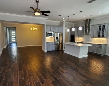 3173 Montilla Drive - Photo Thumbnail 20