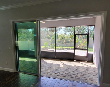3173 Montilla Drive - Photo Thumbnail 21