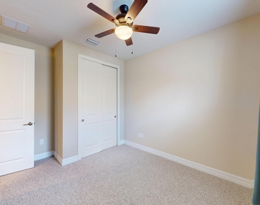 29 Lakefront Lane - Photo Thumbnail 15