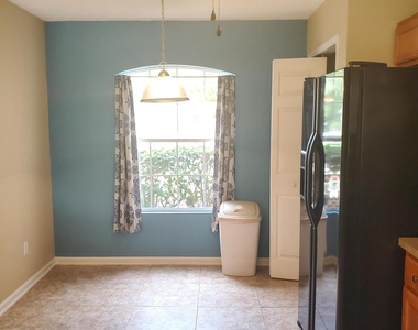 1625 Vineland Circle - Photo Thumbnail 7
