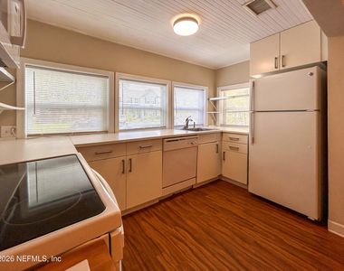 3944 Boone Park Avenue - Photo Thumbnail 6