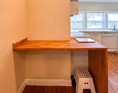 3944 Boone Park Avenue - Photo Thumbnail 9