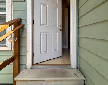 3944 Boone Park Avenue - Photo Thumbnail 2