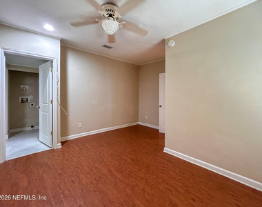 3944 Boone Park Avenue - Photo Thumbnail 11