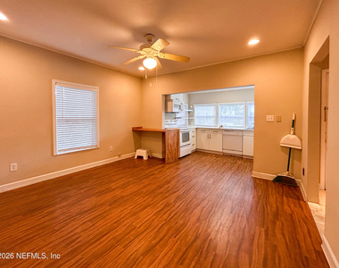 3944 Boone Park Avenue - Photo Thumbnail 4
