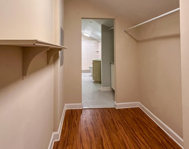 3944 Boone Park Avenue - Photo Thumbnail 18