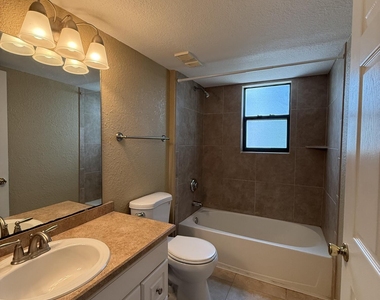 800 Boardwalk Drive - Photo Thumbnail 13