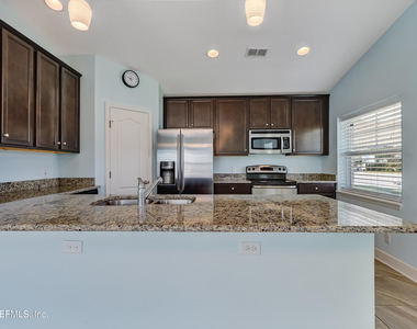 2110 3rd Street - Photo Thumbnail 6