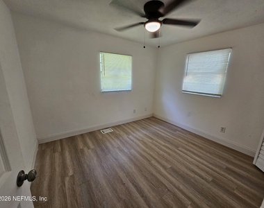 2269 Hartridge Street - Photo Thumbnail 10