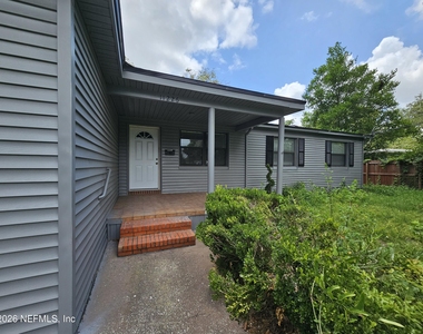 11226 Inez Drive - Photo Thumbnail 2