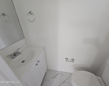 11226 Inez Drive - Photo Thumbnail 6