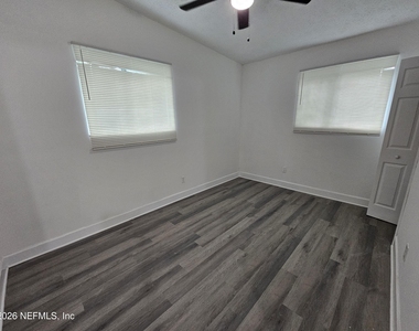 10228 Westmar Road - Photo Thumbnail 7