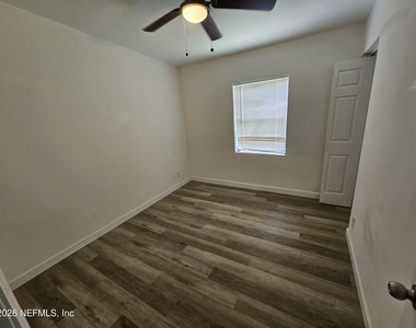 2736 Lippia Road - Photo Thumbnail 8