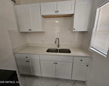 2736 Lippia Road - Photo Thumbnail 2