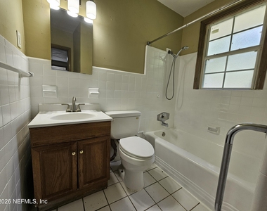 444 Alder Street - Photo Thumbnail 17