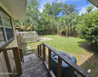 444 Alder Street - Photo Thumbnail 11