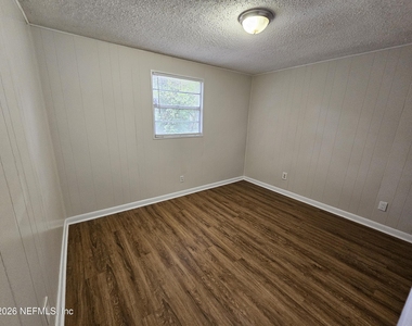 9042 7th Avenue - Photo Thumbnail 8