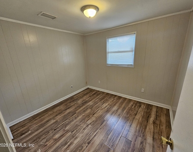 9042 7th Avenue - Photo Thumbnail 6