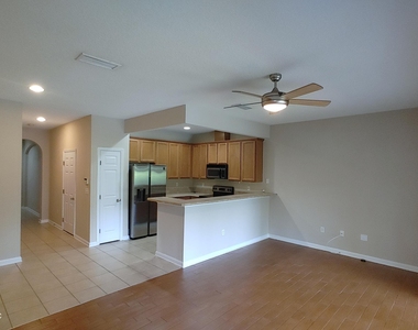 5976 Pavilion Drive - Photo Thumbnail 14