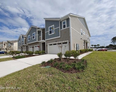 11253 Minnetta Court - Photo Thumbnail 1