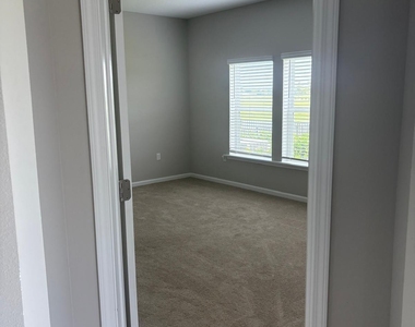 88 Brookgreen Way - Photo Thumbnail 5