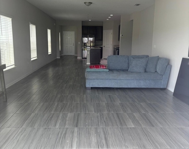 88 Brookgreen Way - Photo Thumbnail 15