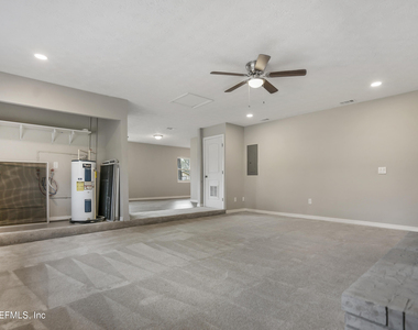 7804 Jolliet Drive - Photo Thumbnail 14