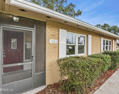 7804 Jolliet Drive - Photo Thumbnail 4