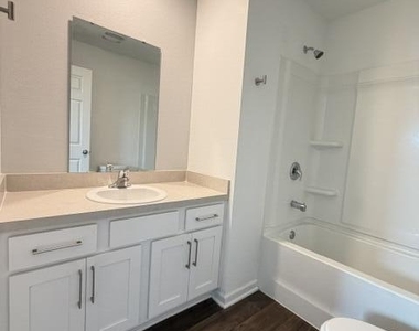 57 Elmhurst Lane - Photo Thumbnail 8