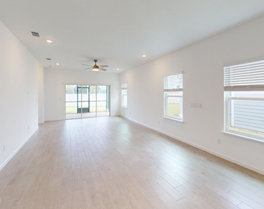 6896 Friendship Fountain Avenue - Photo Thumbnail 4
