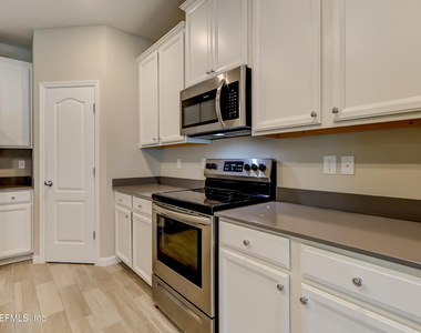10386 Pavnes Creek Drive - Photo Thumbnail 10