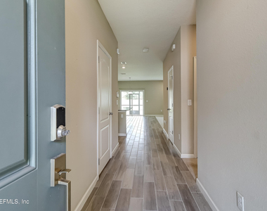 10386 Pavnes Creek Drive - Photo Thumbnail 4