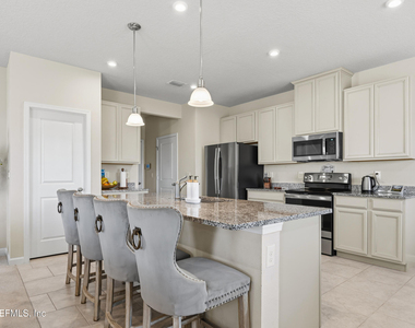1052 Victoria Hills Court - Photo Thumbnail 4