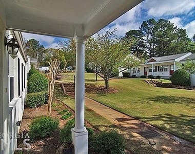 1503 Stone Gate Lane Se - Photo Thumbnail 10