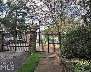1503 Stone Gate Lane Se - Photo Thumbnail 11