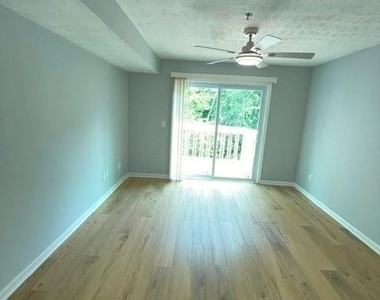 2697 Vinings Central Drive Se - Photo Thumbnail 17