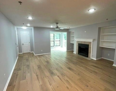 2697 Vinings Central Drive Se - Photo Thumbnail 11