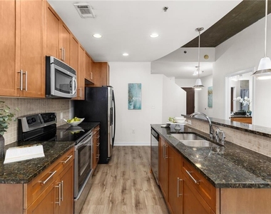 855 Peachtree Street Ne - Photo Thumbnail 10